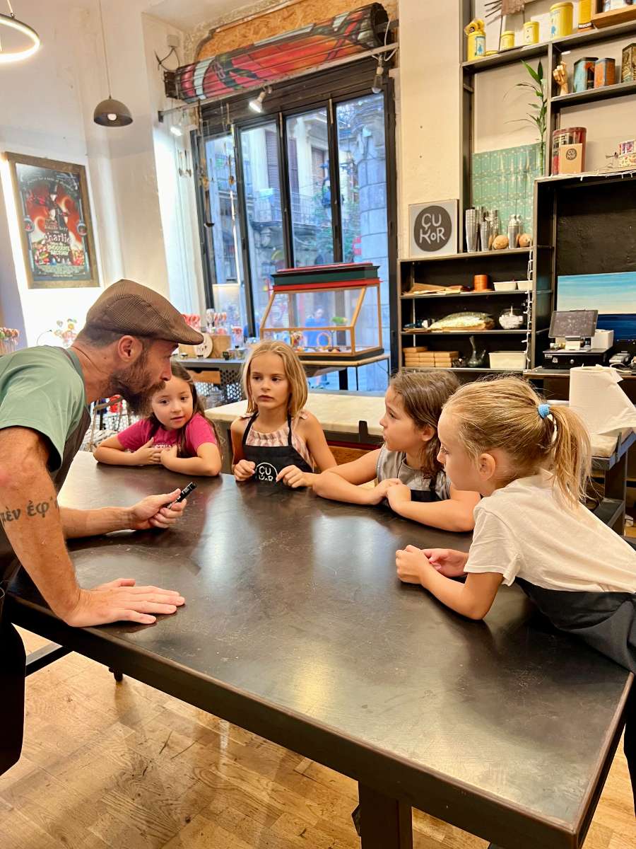 VALE DE TALLER DE CHOCOLATE CREATIVO INFANTIL